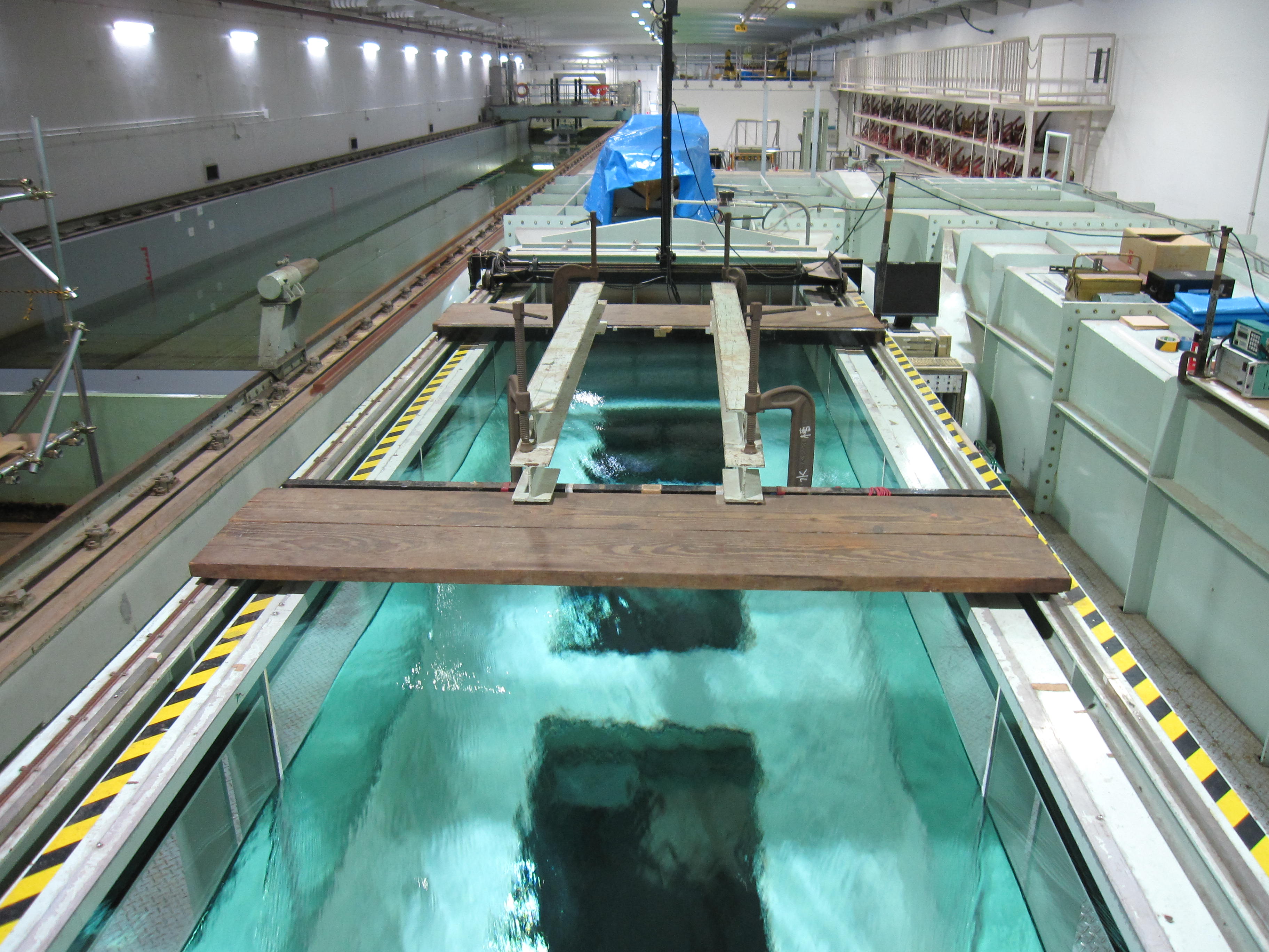 Circulating Water Channel